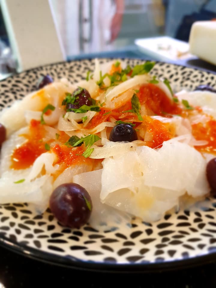 Bacalao carpaccio